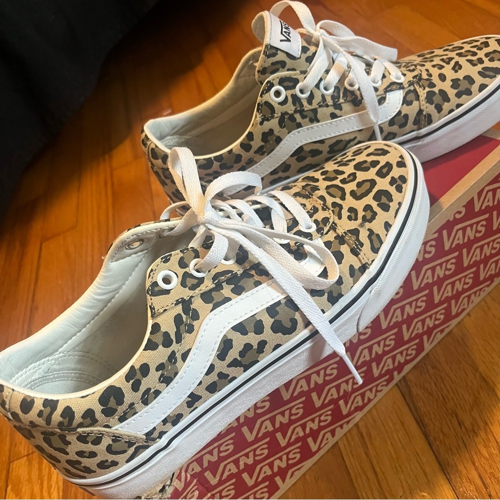 Women’s Leopard Print Vans Lace-Up Sneakers